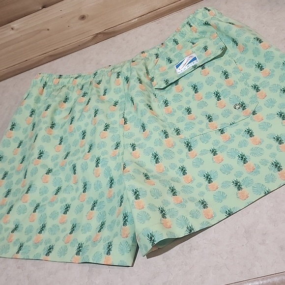 Bermies Swim Trunks Size Medium mens - Picture 7 of 7